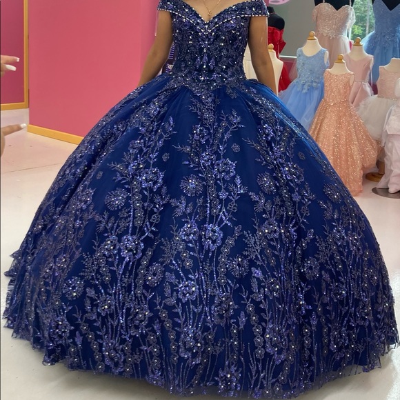 Dark blue quinceañera Dress - Picture 1 of 3